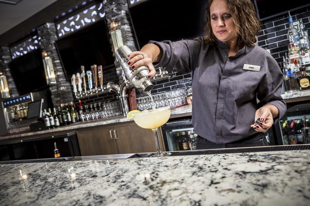 Holiday Inn Coralville - Iowa City By Ihg Εξωτερικό φωτογραφία